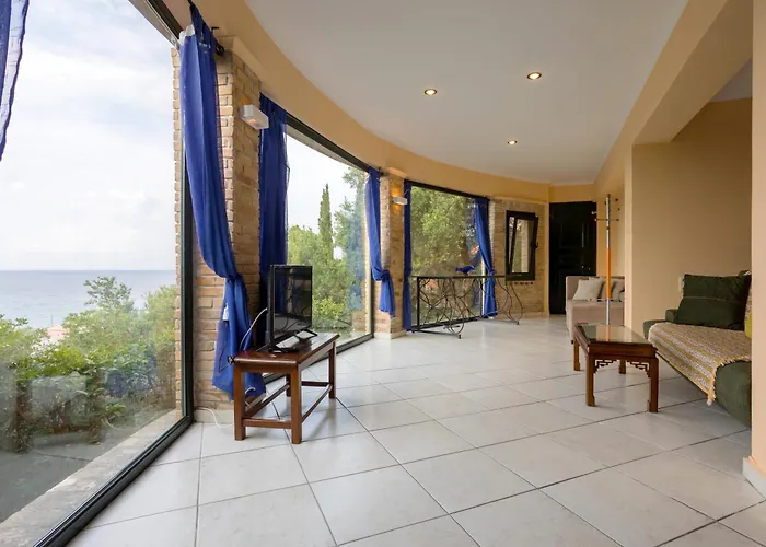 One Bedroom Villa Alikanász