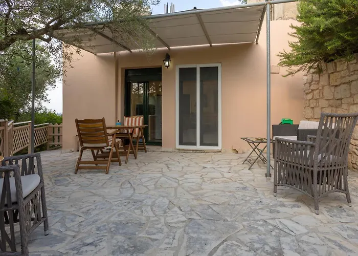 One Bedroom Villa Alikanász